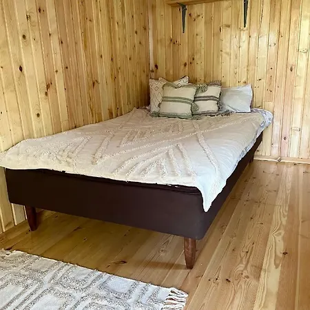 Metsamajake Vaerskas Campingplads Värska